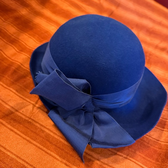 Betmar 100% Wool Cloche Hat Cobalt Blue w/ Grosgrain Bow Made in USA - Picture 5 of 11
